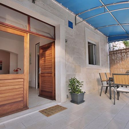 Apartment Zara 2 With Boat Place Mimice Exterior foto
