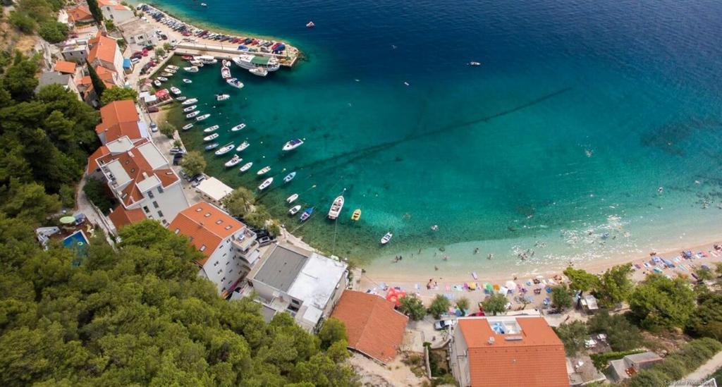 Apartment Zara 2 With Boat Place Mimice Exterior foto